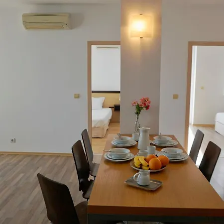 Apartamento Apartments Obzor Beach B - Апартаменти Обзор Бийч B *