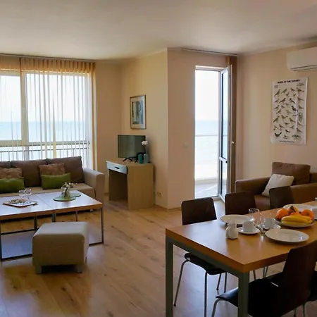 Apartamento Apartments Obzor Beach B - Апартаменти Обзор Бийч B *