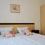 B - бийч B Apartment Obzor