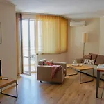 Апартамент B - бийч B