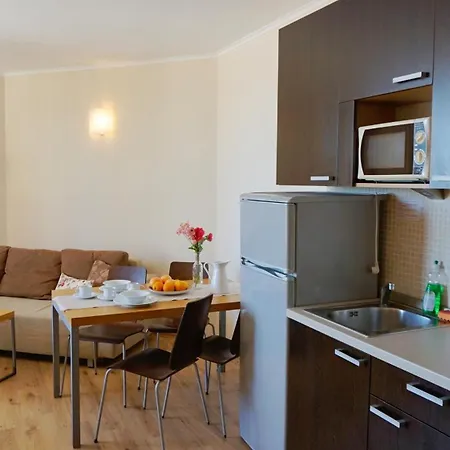 B - бийч B Apartmán