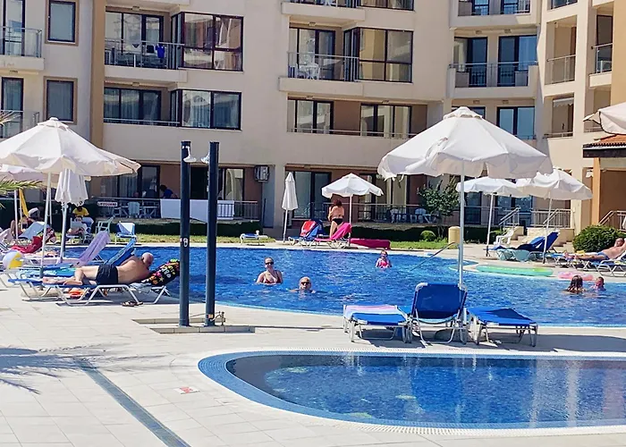 B - бийч B Апартамент