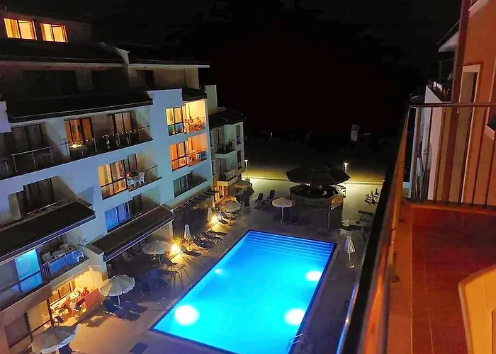 B - бийч B * Обзор