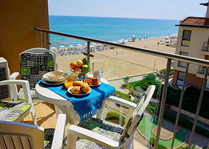 B - бийч B * Обзор